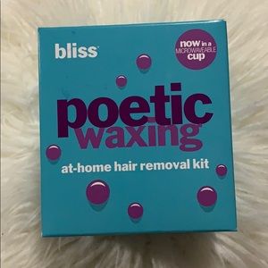 BLISS Poetic waxing at home hair removal kit